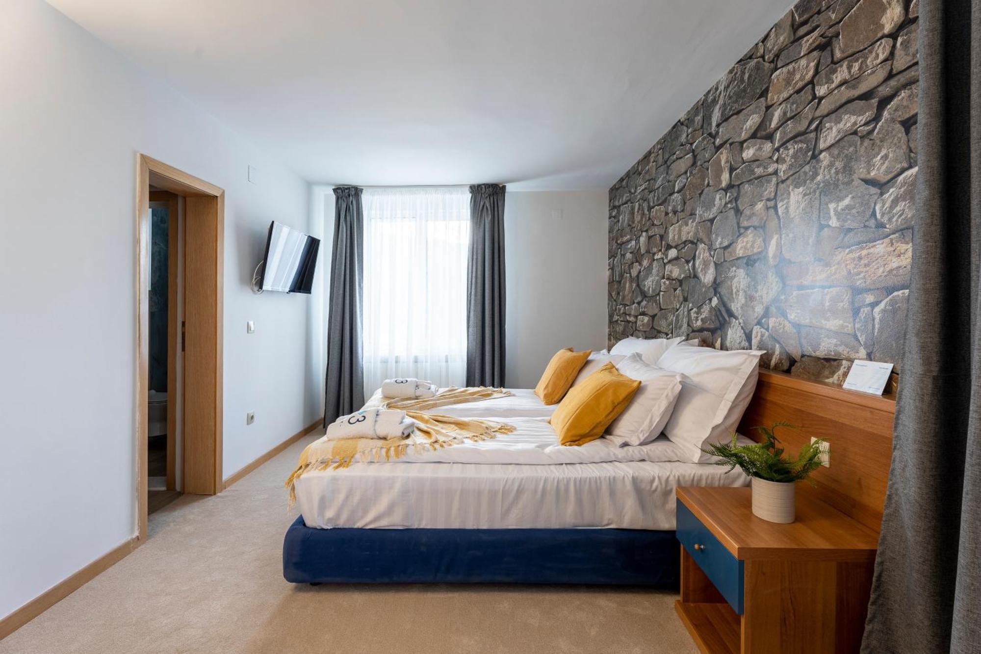 103 View Park Hotel Panichishte Luaran gambar